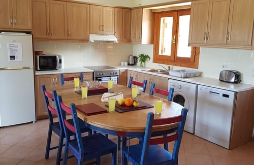 Apokoronas Villa | Near Almyrida ☀️ No Stairs! ☀️ Gated Private Pool For Child Safety ☀️ Free WiFi