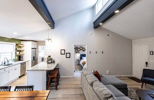 Fletcher House | Near Biltmore, Hiking, Breweries W/Game Room