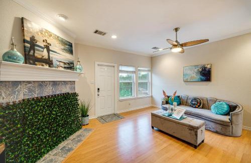 Cedar Hill Apartment | Near Cedar Hill State Park Apt with Pool Access!