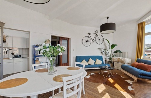 Antwerp Apartment | Near Central, 5mins to Station + FREE BIKES