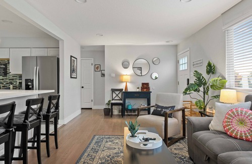 Lamar Heights Area House | Near Denver - Sunset Patio, Games & Yard - Gray St