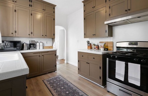 East Los Angeles House | Near downtown LA