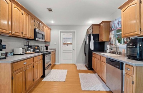 DeRidder House | Near Fort Polk Gameroom Fire Pit Golf Nearby Local Tours Available