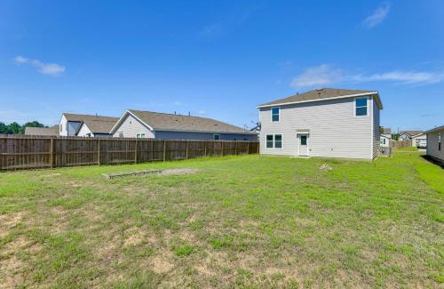 New Caney House | Near Hiking and Fishing Airy Retreat in Cleveland!