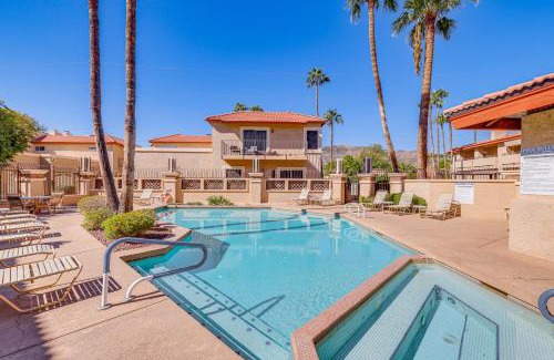 North Mountain Apartment | Near Hiking Condo with Pool and Tennis in Phoenix!