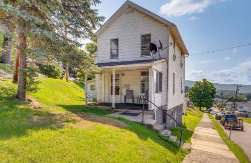 Emporium House | Near Hiking Trails Central Emporium Home