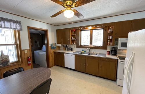 Hurley House | Near Hurley, On the Trail, Large Parking Area, Dog Friendly -The Cary Mine House
