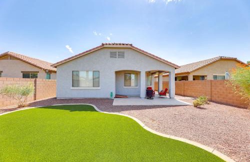Maricopa House | Near Parks and Golf Maricopa Home with Covered Patio!