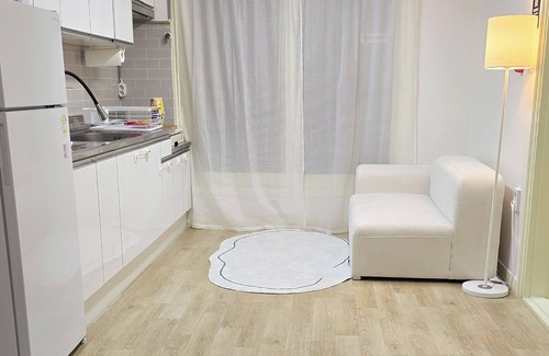 Seorim-dong Apartment | #Near Seoul National University Venturen#Room 2/6 peoplen#100-inch projector