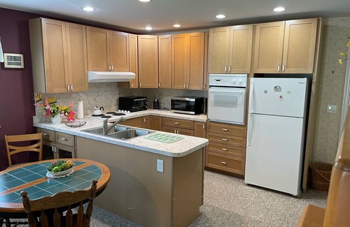 Pocomoke City Apartment | Nearby historic Berlin, Ocean City boardwalk, Chincoteague Island, state parks