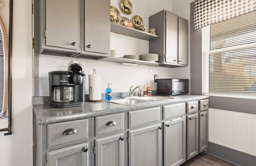 Ohio City House | NearDowntown, RockHall,Ohio city