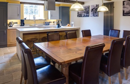Fremington House | NEDDY HOUSE, pet friendly, character holiday cottage in Reeth