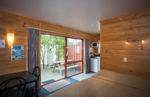 Nelson South Resort | Nelson City TOP 10 Holiday Park