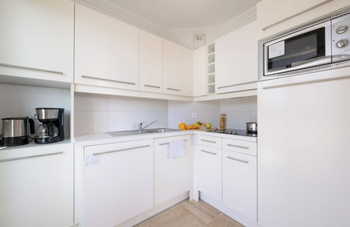Cros-de-Cagnes House | Nemea Appart Hotel Le Lido Cagnes sur Mer
