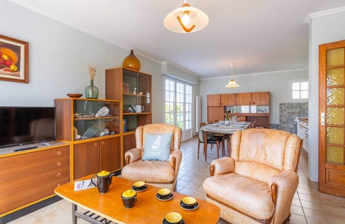 Carnac Villa | Neo-Breton House 6 rooms with garden in Carnac - 9 guests