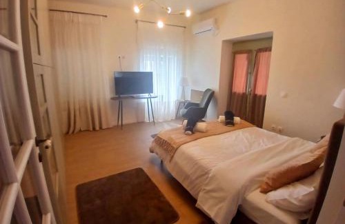 Lavrio Apartment | Neoclassical Gem at Lavrio Port