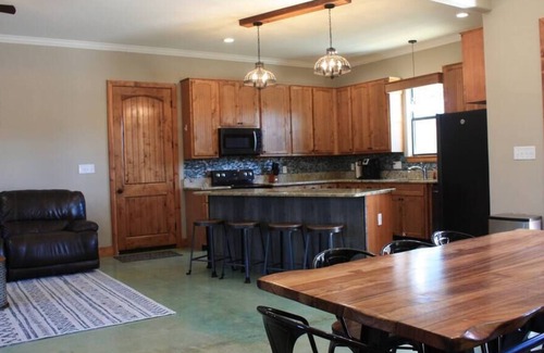 Sabinal House | Neon Moon Concan @ Casa Rio Rentals- Golf Course Luxury with a View
