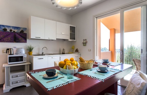 Treggiaia House | NESPOLO cottage, on the Tuscan hills between Pisa and Florence, ideal for 4 p