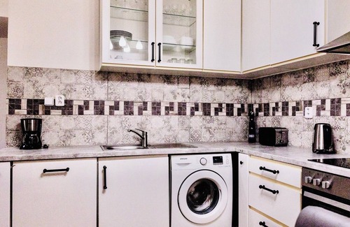 Stresovice Apartment | Nestled in the Quiet Hills of Prague, 2-bed 1.5 Bath Smart TV and free WiFi