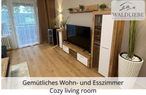 Schonach im Schwarzwald Apartment | NEU Exklusives Apartment Waldliebe mit Indoor-Pool, Sauna, top Lage und Ausblick in die Natur, Hunde willkommen