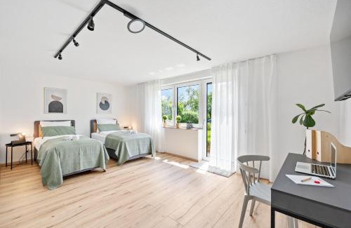 Bietigheim-Bissingen Apartment | Neu mit Terrasse! 2BR 4Beds- schönste Aussicht - frisch saniert- barrierefreie! -Mozart ZWEI - Bietigheim