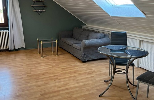 Leimersheim Apartment | Neu Renoviert Monteurwohnung/ferienwohnung