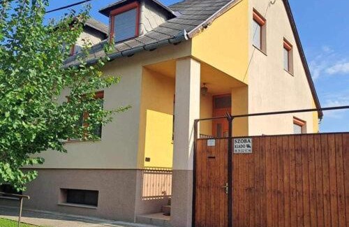 Halaszi Apartment | Neuhercz Apartmanok Halászi