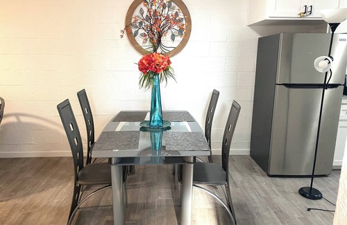 McAllen Apartment | NEW 2 minutes South Texas College & McAllen Convention Center, Palms Crossing