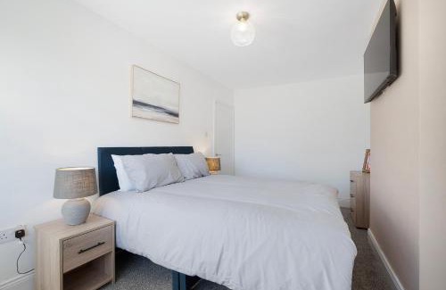 Ashington House | NEW! 2BR in Rowlington Terrace
