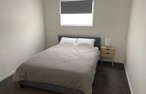 Cooma Apartment | New 3 bedroom house in Cooma