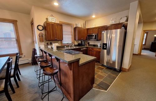 Keystone House | NEW! 3BR Red Hawk Townhome - Gondola Access
