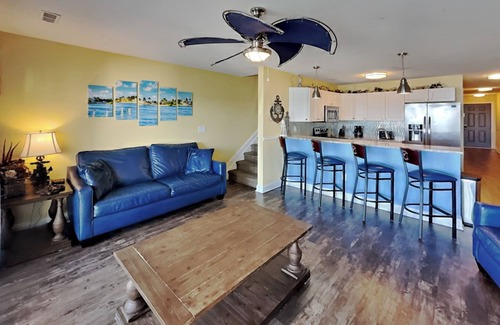 Put-in-Bay Condo | New 4 Bedroom 3 Bath Luxury Condo Waterfront -Comfortably Sleeps 12 max- C206
