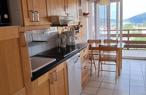 Gerardmer Apartment | New apartment. in Gerardmer, in quiet residence with lake views.