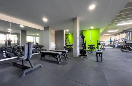 Duhur ash Shuwayr House | New apartment in Tilal Fanar resort pools Tennis