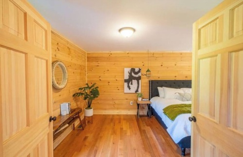 Luray Cabin | New Arcade! Shenandoah Hideaway for Family Fun!