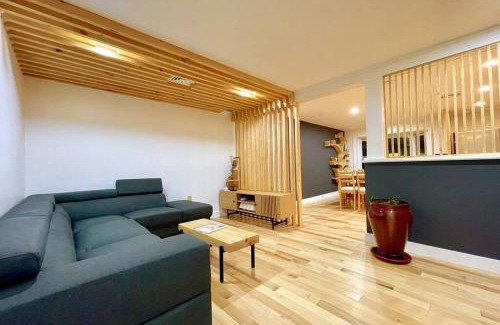 Surf City House | New Asian Wood style 4 Bedroom in Surf City