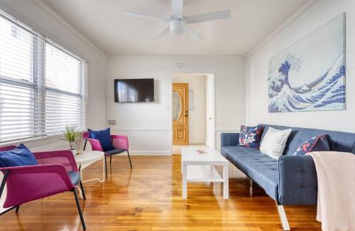 Belmont Shore Apartment | New Beach Jewel Bungalow