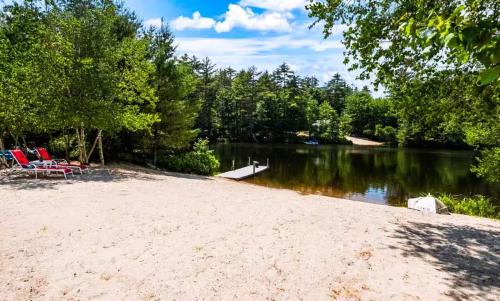 East Wakefield House | NEW Beautiful Lakefront Home! 500ft of Waterfront!