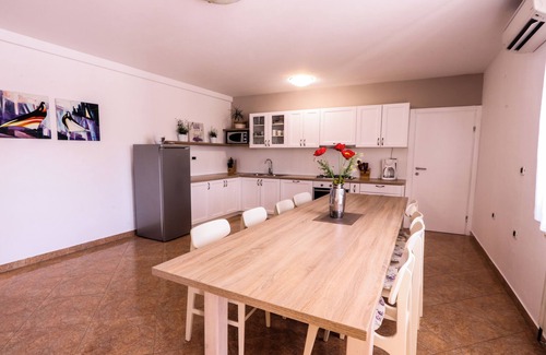 Zabrezani Villa | New beautiful Villa! Large private pool in a secluded garden, 6 bedrooms