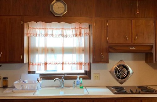 New Brunswick House | New Brunswick NJ Master Bedroom with private bath