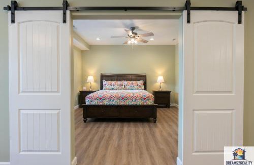 Branson House | NEW BUILD - Luxury 3BR Walk-In with Resort Amenities - FREE TICKETS INCLUDED - FHG-107