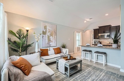 New Braunfels Apartment | NEW! Charming 1-bedroom apt near historic areas and hospitals in New Braunfels
