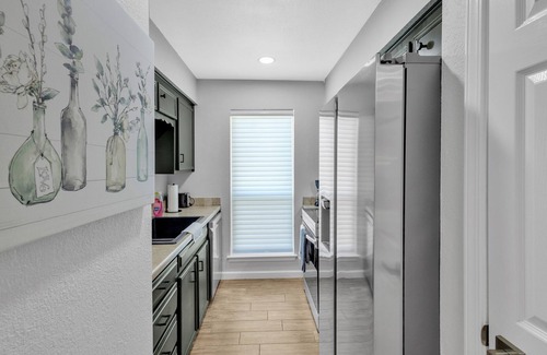 West Arlington House | NEW! Charming Getaway in the Heart of Arlington