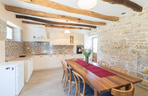 Kircija Villa | New charming holiday home, centre of Istria