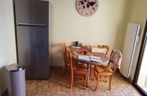 Lons-le-Saunier Apartment | New, charming T3 classified center Lons le Saunier in the Jura