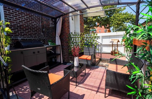 Queens Apartment | New Cozy Budget Studio with AC, High-speed Wi-Fi