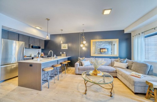 Bozeman Condo | NEW Cozy & Luxe "LAGOM1STAY" Top Floor Loft Central To Downtown Bozeman & MSU