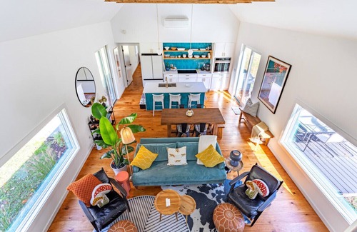 Narrowsburg House | NEW: Cozy Modern Cabin in the Woods