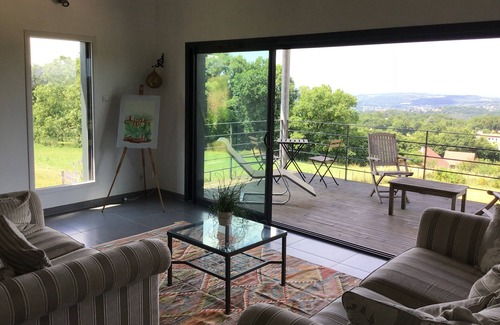 Lunan House | New: Ecological house overlooking the Figeac Valley
