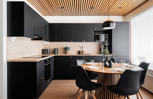Tampere Apartment | New elegant 102m2 | 5 bedrooms | Free parking | Sauna